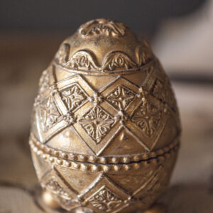Decorative Gilded Egg Box – Ornamental Design